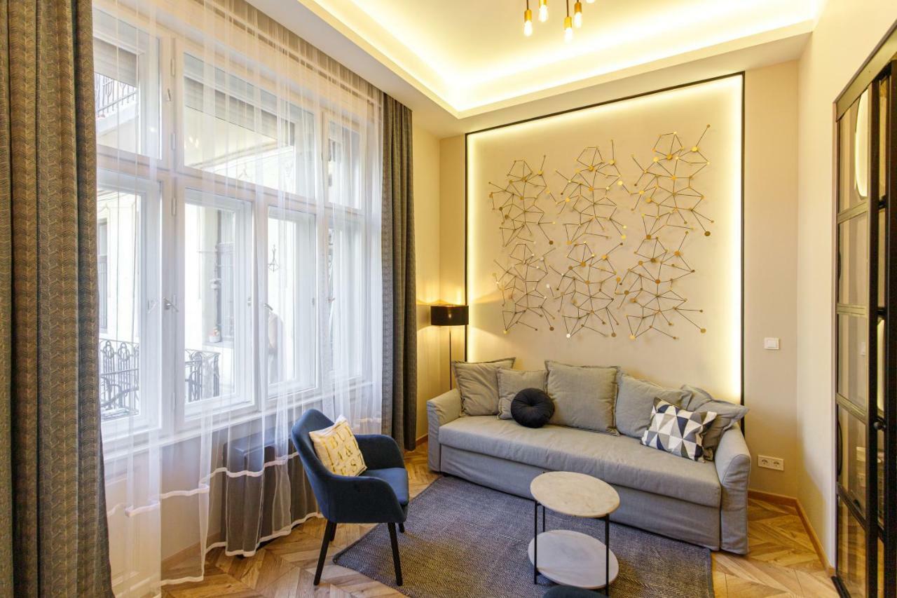 E13 - Elegant Apartment Budapest Extérieur photo
